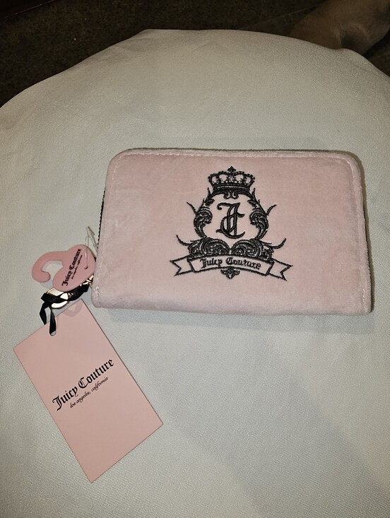 Juicy Couture Handbags - BNWT Juicy Couture Velvet Light Pink Plush Crest Zip And Snap Wallet